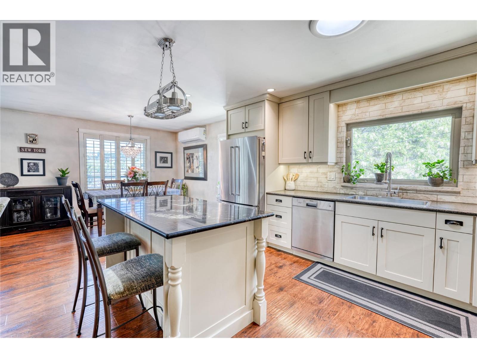 13316 Prairie Valley Road, Summerland