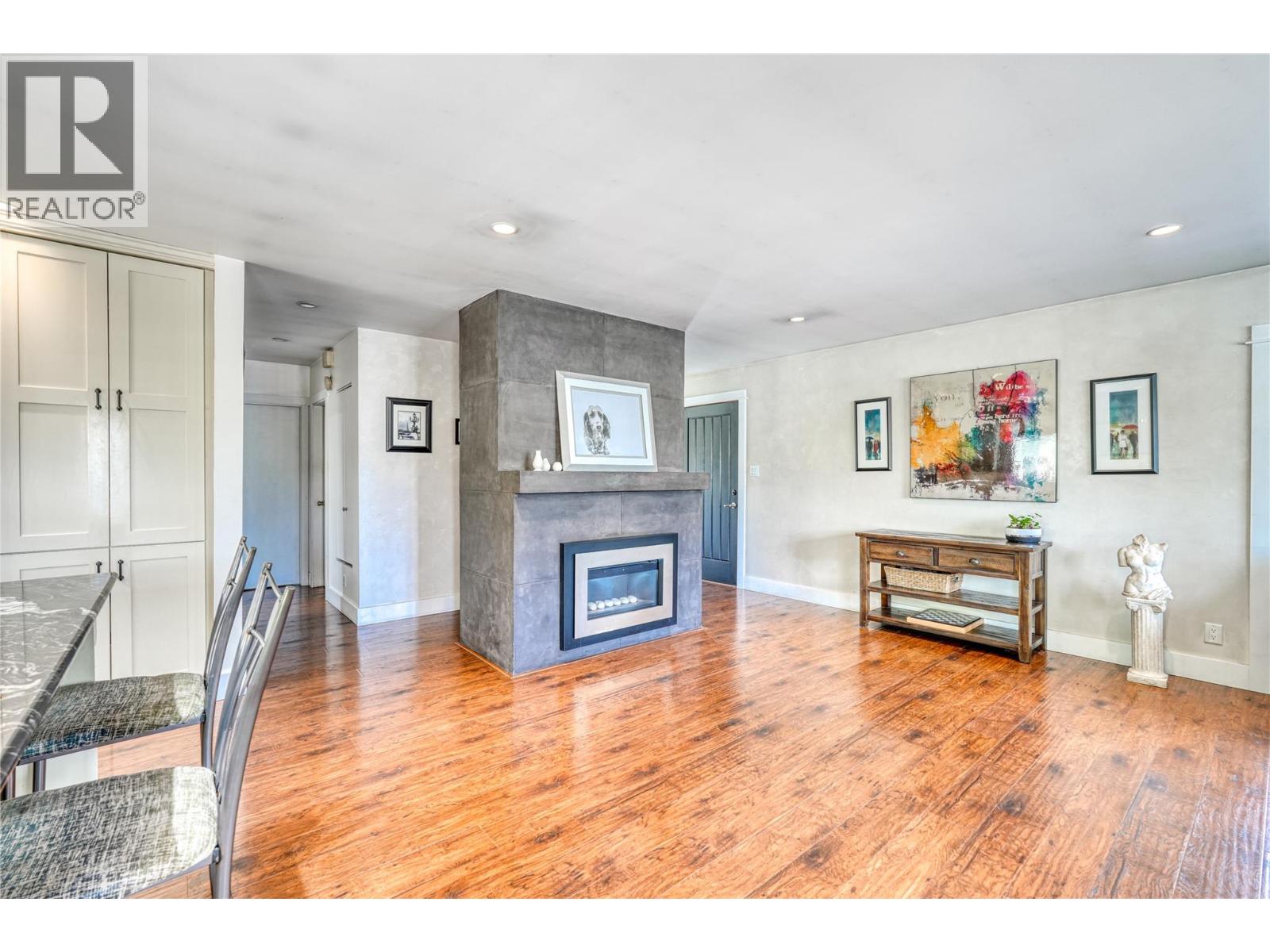 13316 Prairie Valley Road, Summerland