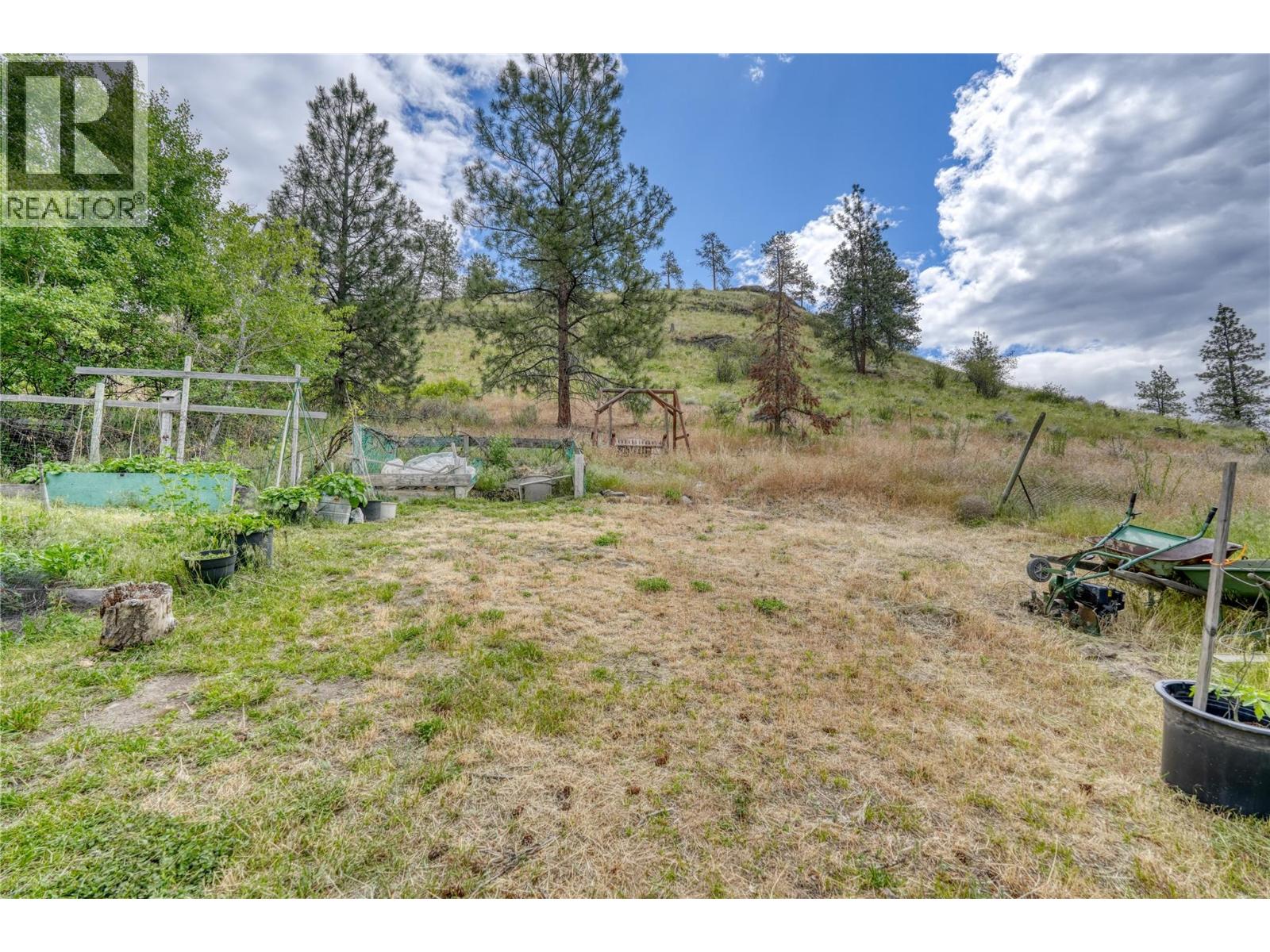 13316 Prairie Valley Road, Summerland