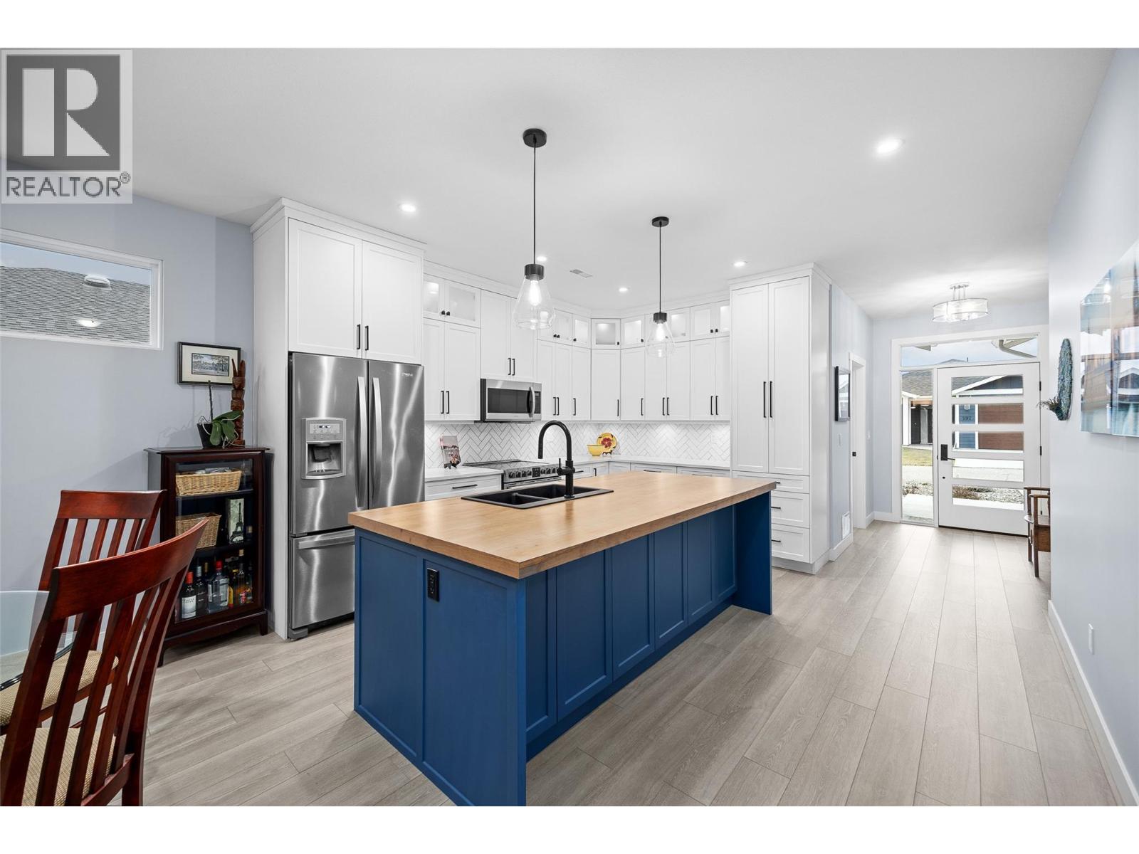 611 Nighthawk Avenue - Image 3