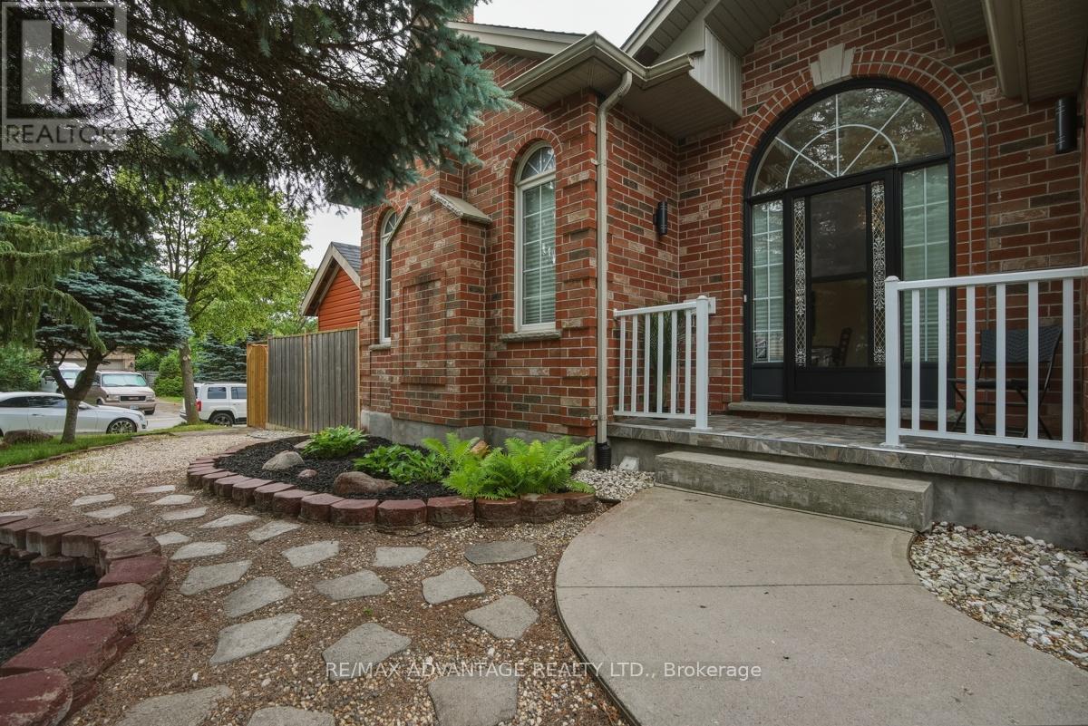 535 THORNWOOD DRIVE - 2