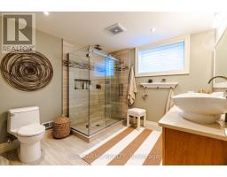 11729 River Line, Chatham Kent, ON N0P2K0 Photo 38