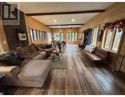 Family room - 32750 Highway 17 Highway, Deep River, ON K0J1P0 Photo 6