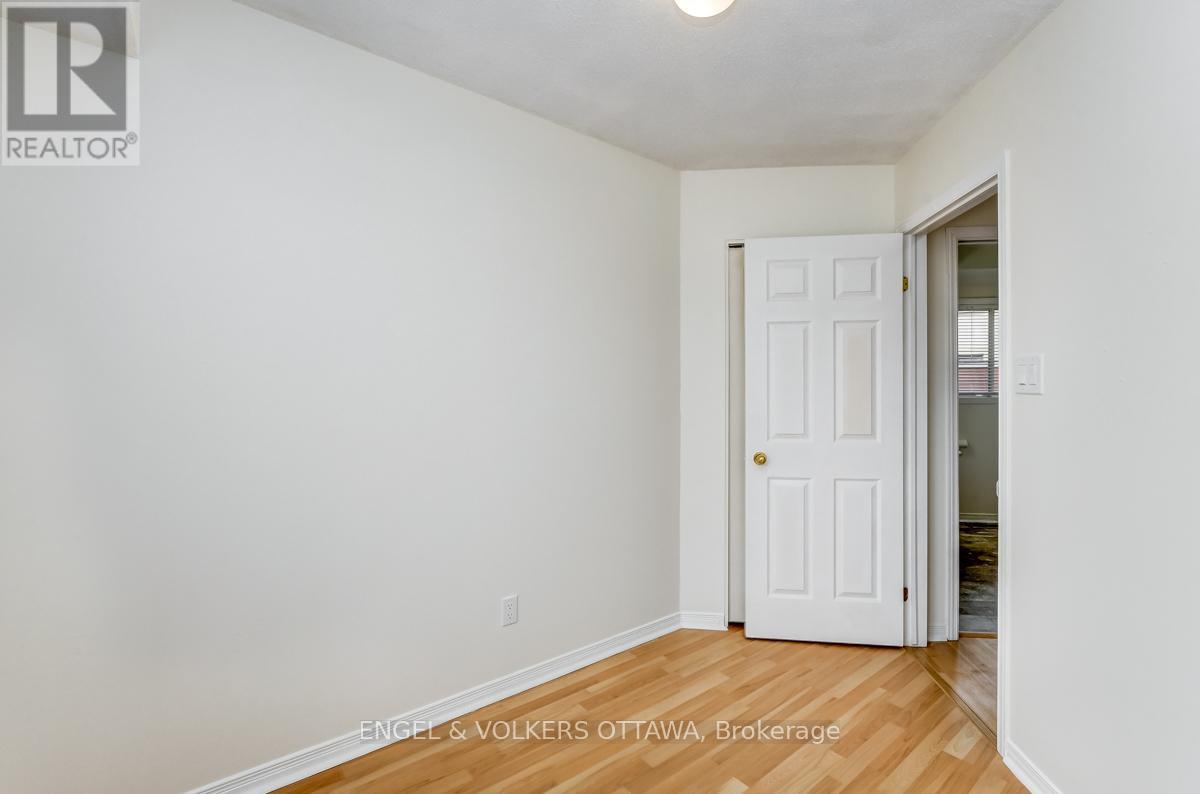 3 Bed, 2 Bath House for Rent in Ottawa – 158 ROCHESTER STREET, Ottawa – MLS# X13436890 - Image 18