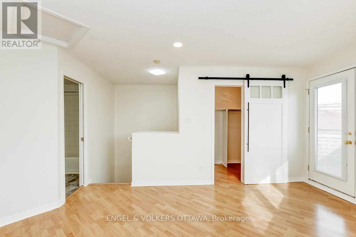 3 Bed, 2 Bath House for Rent in Ottawa – 158 ROCHESTER STREET, Ottawa – MLS# X13436890 - Image 20