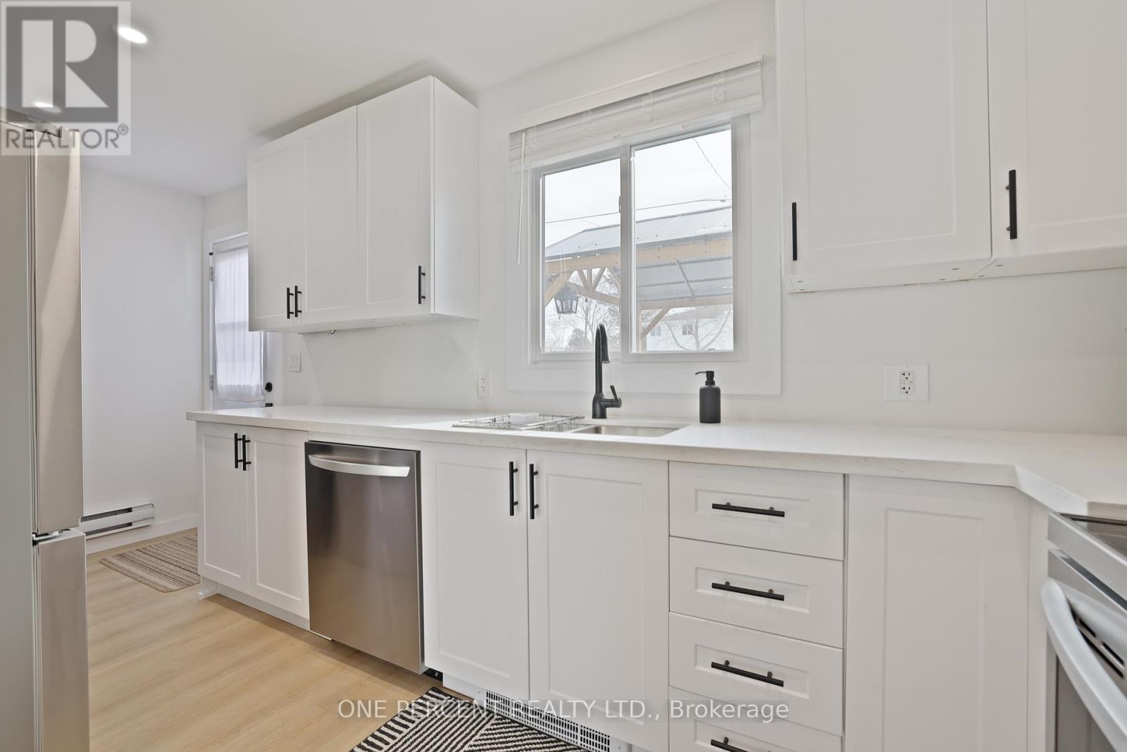 336 PATTIE DRIVE - 12