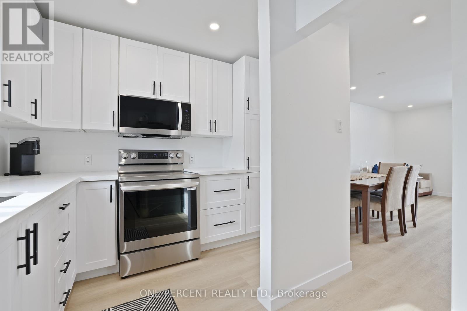 336 PATTIE DRIVE - 15