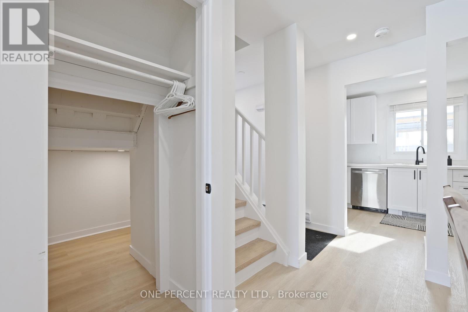 336 PATTIE DRIVE - 16