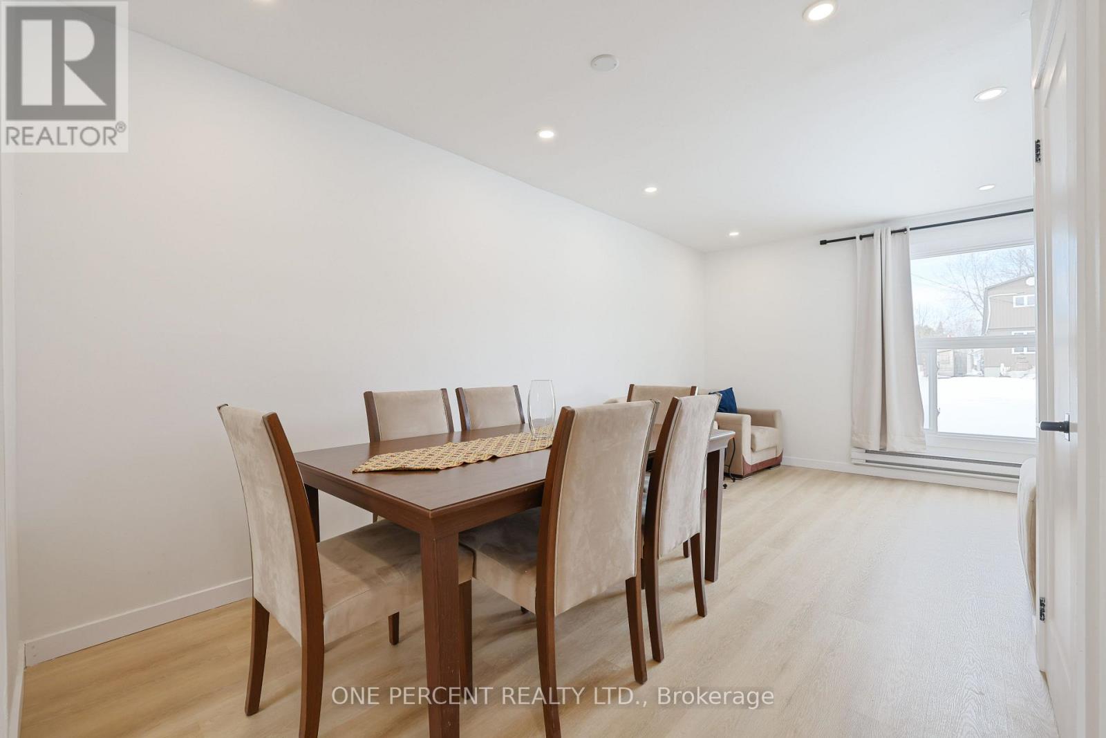 336 PATTIE DRIVE - 6