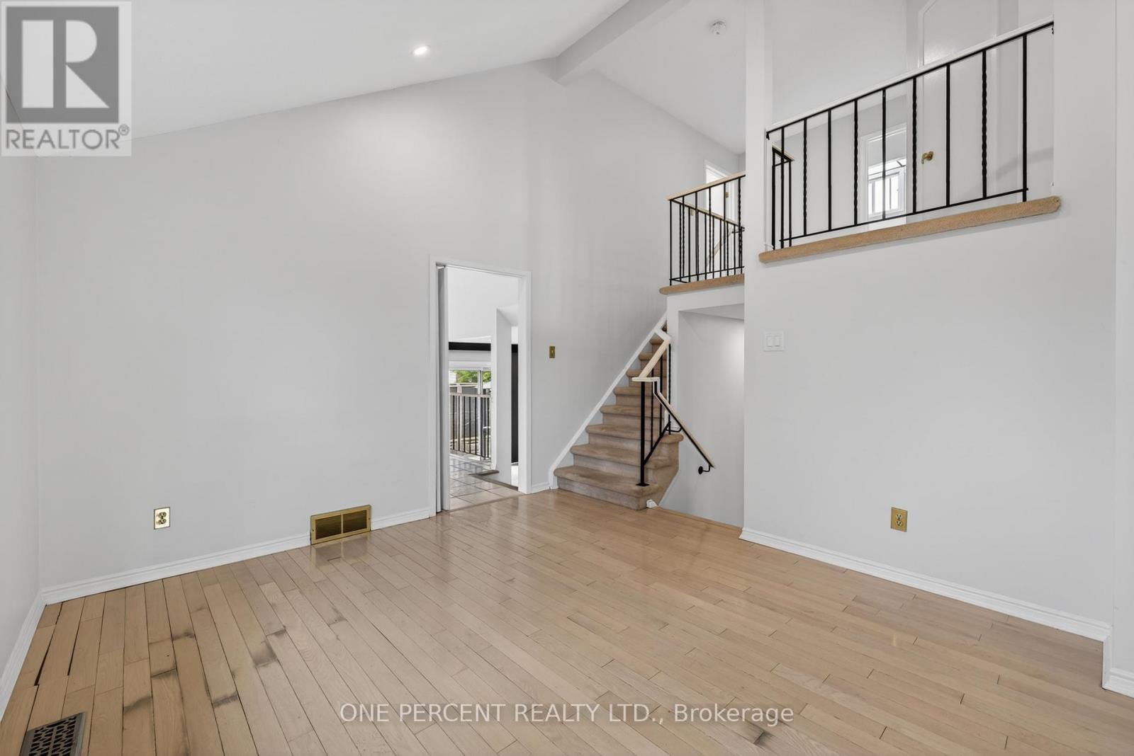 6343 MATTICE AVENUE - 14