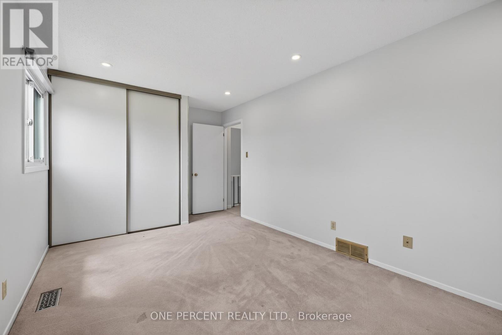6343 MATTICE AVENUE - 34