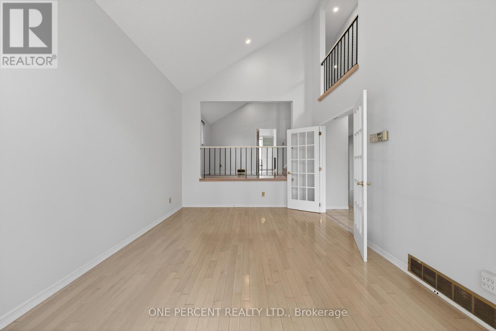 6343 MATTICE AVENUE - 8