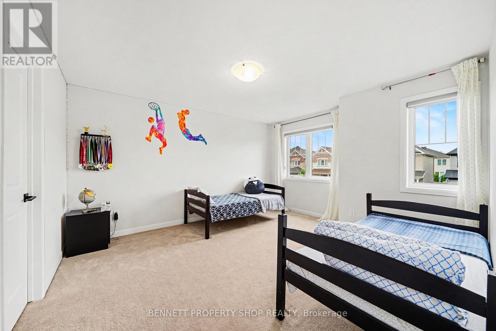 95 RUSSET TERRACE — photo 20 of 24
