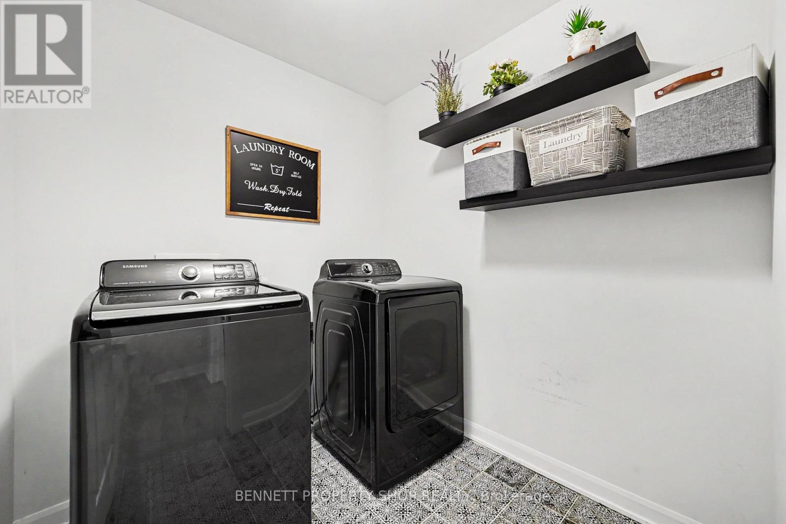 95 RUSSET TERRACE — photo 21 of 24