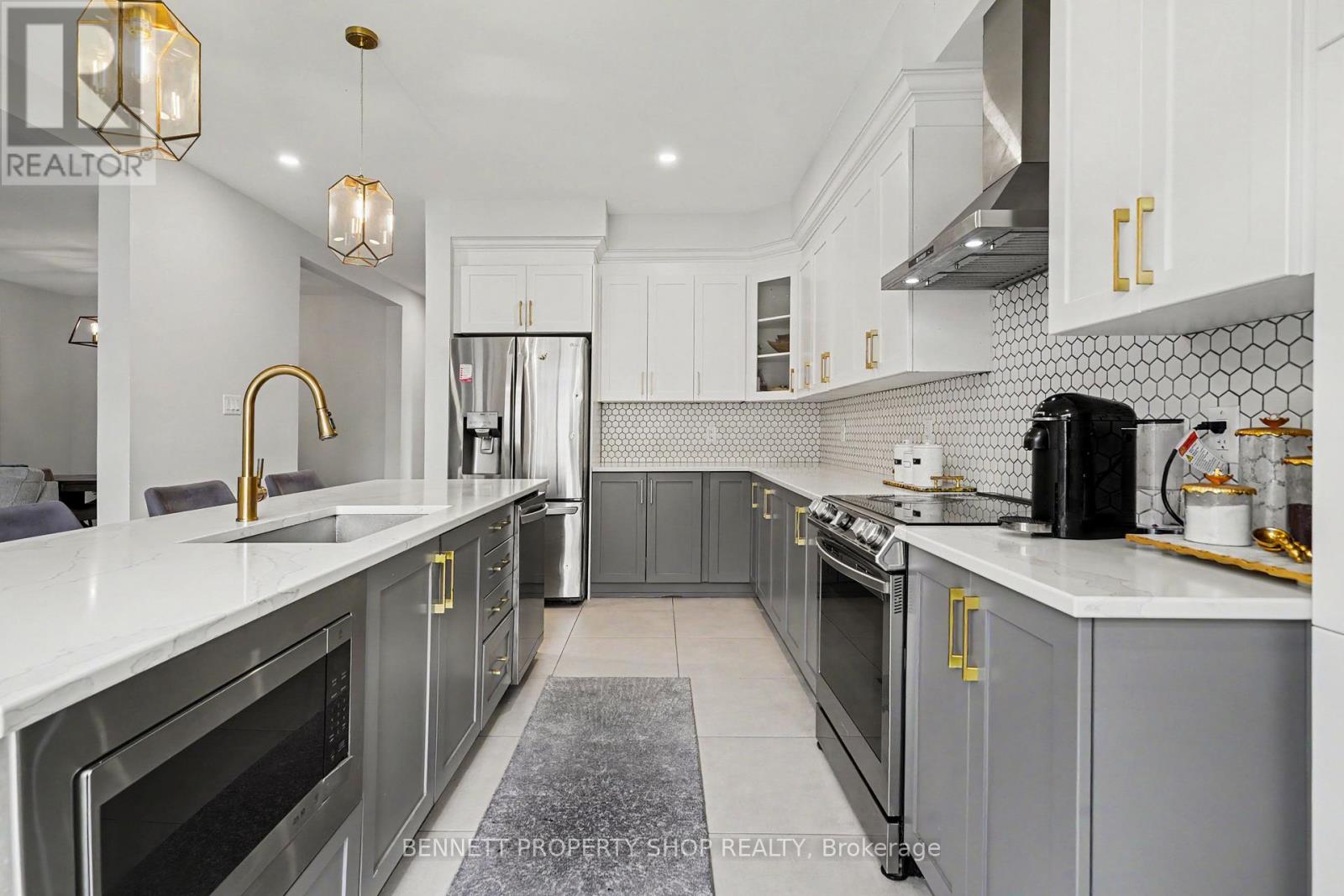 95 RUSSET TERRACE — photo 6 of 24