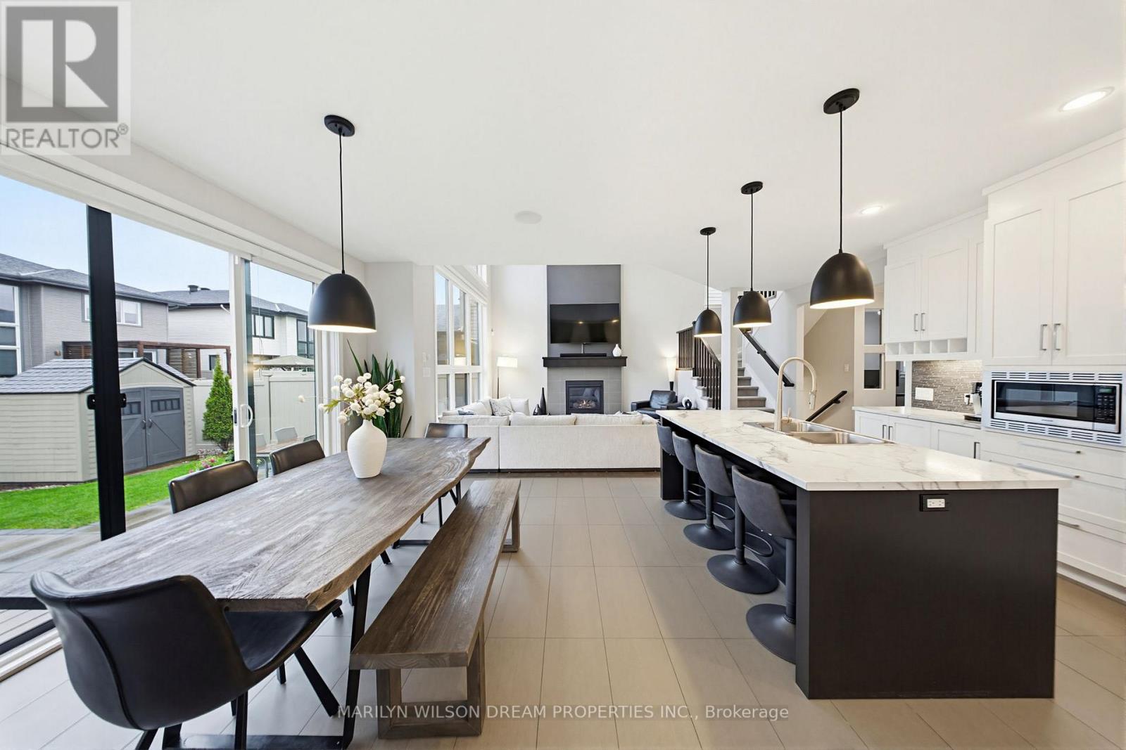 304 ANDALUSIAN CRESCENT — photo 19 of 37