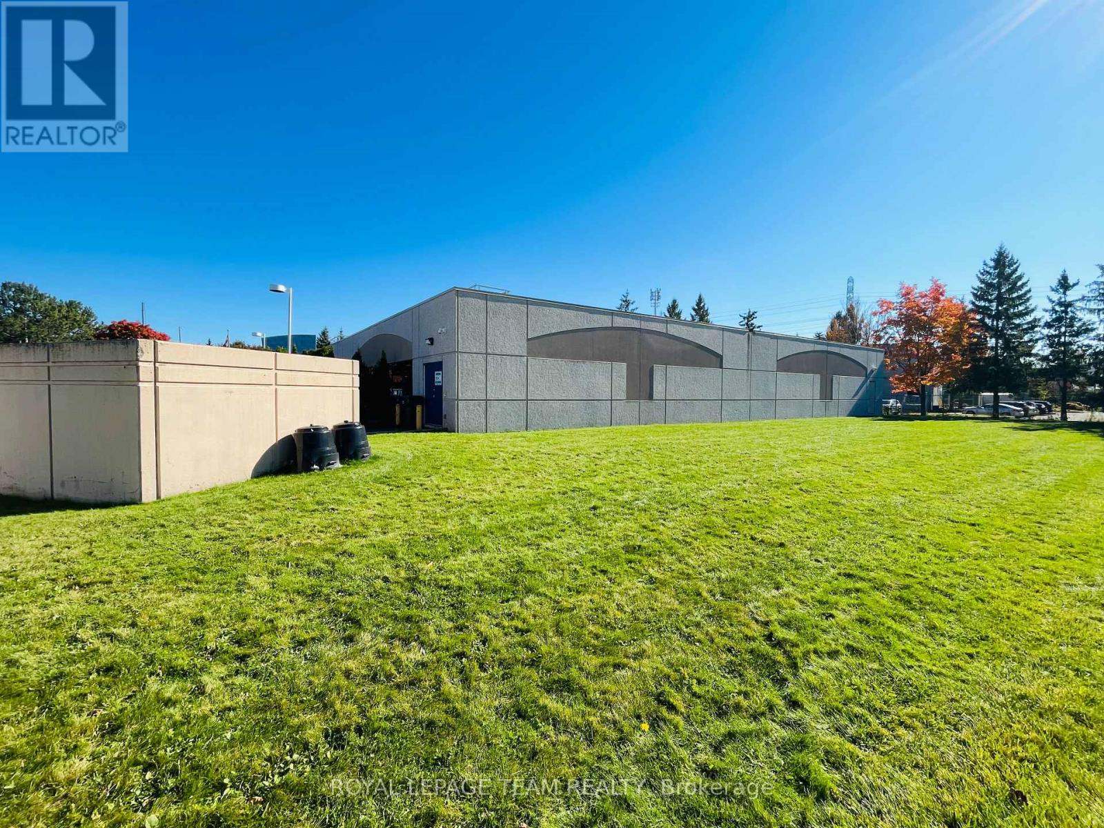 Industrial for Sale in Ottawa – 2490 DON REID DRIVE, Ottawa – MLS# X13437180 - Image 9