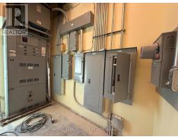 2490 Don Reid Drive, Ottawa, ON K1H1E1 Photo 20