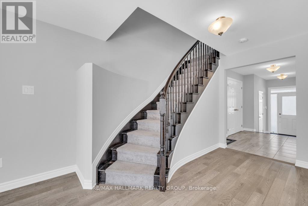 3 Bed, 3 Bath House for Rent in Ottawa – 600 PARADE DRIVE, Ottawa – MLS# X13437186 - Image 15