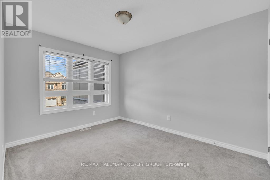 3 Bed, 3 Bath House for Rent in Ottawa – 600 PARADE DRIVE, Ottawa – MLS# X13437186 - Image 23