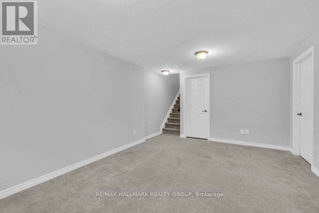 3 Bed, 3 Bath House for Rent in Ottawa – 600 PARADE DRIVE, Ottawa – MLS# X13437186 - Image 27