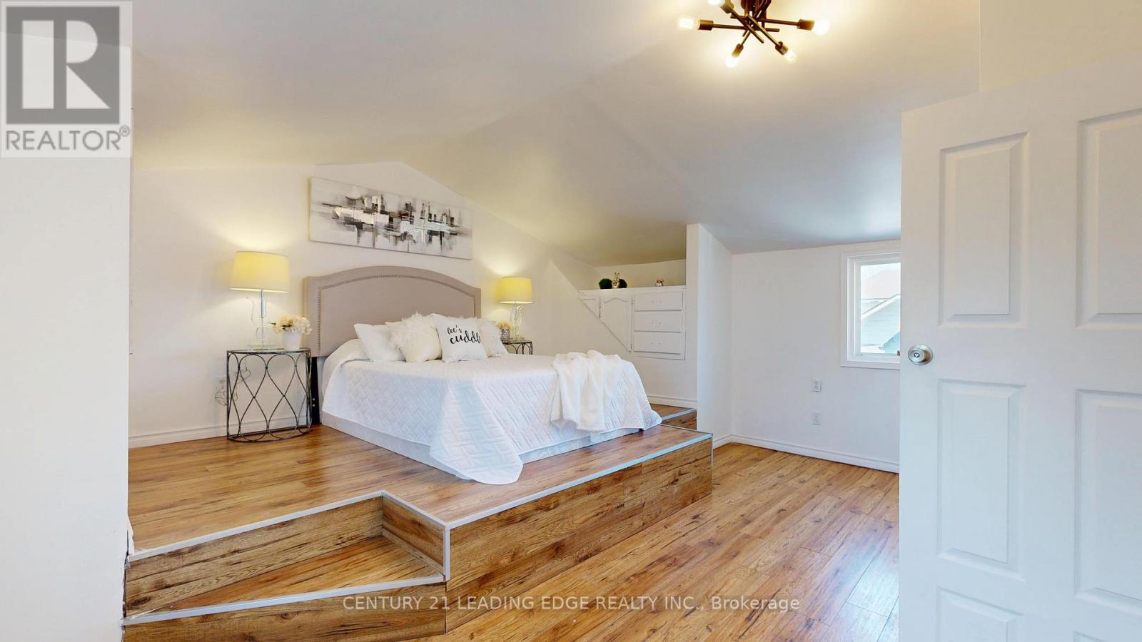 751 GIFFORD STREET - 27