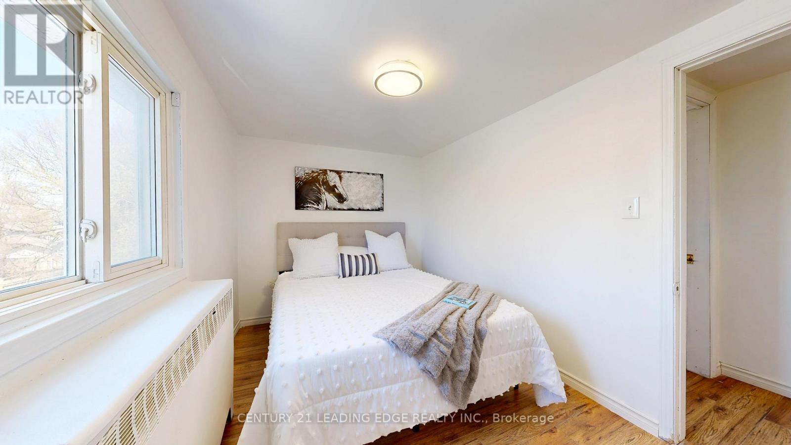 751 GIFFORD STREET - 32