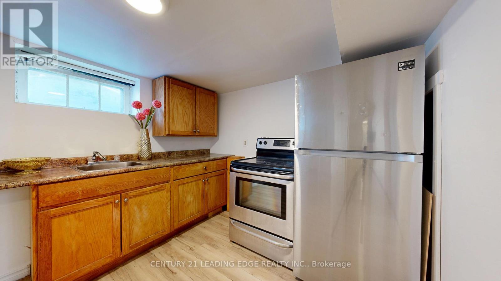 751 GIFFORD STREET - 37