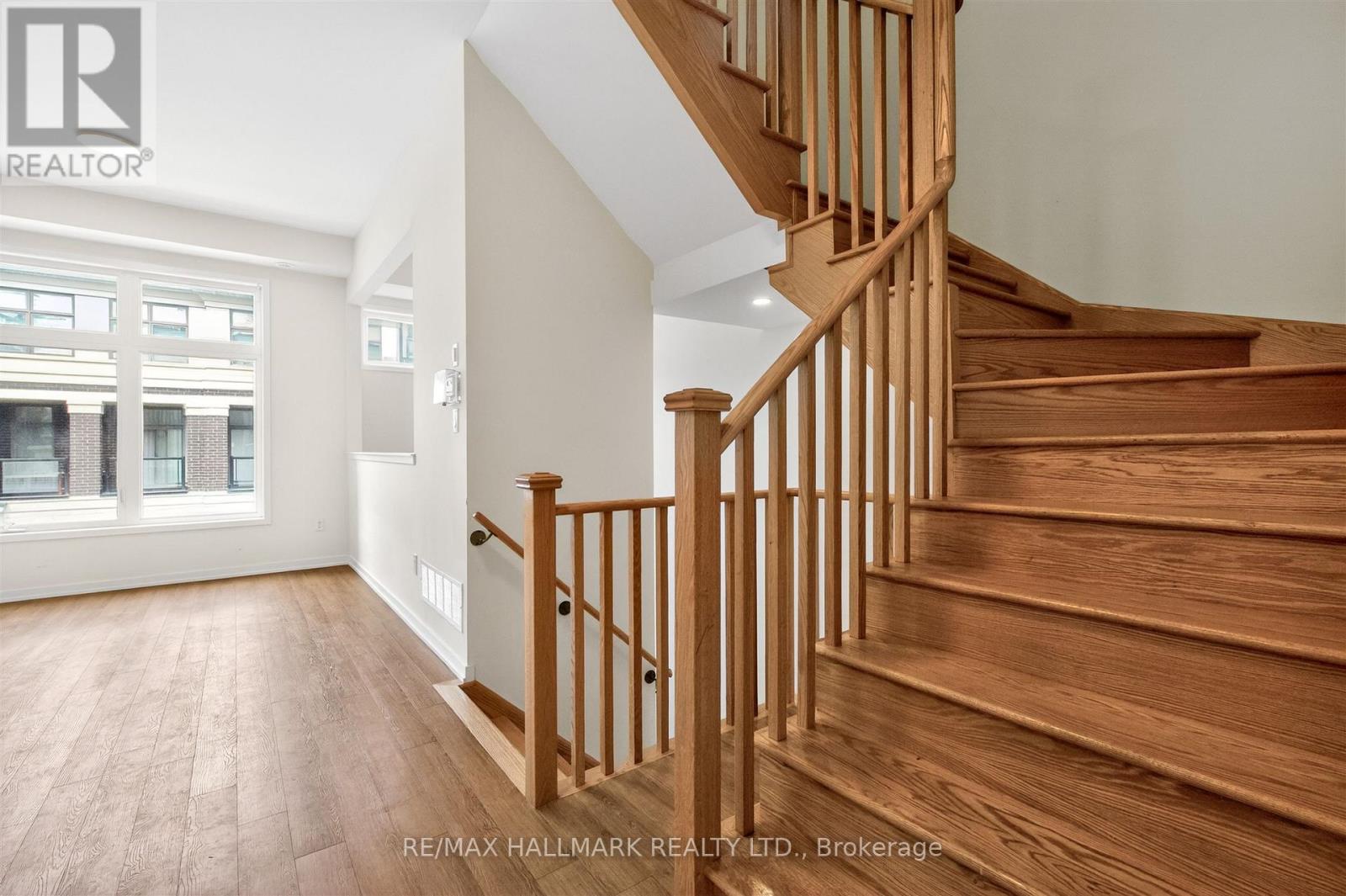 62 PANTHEON LANE - 12