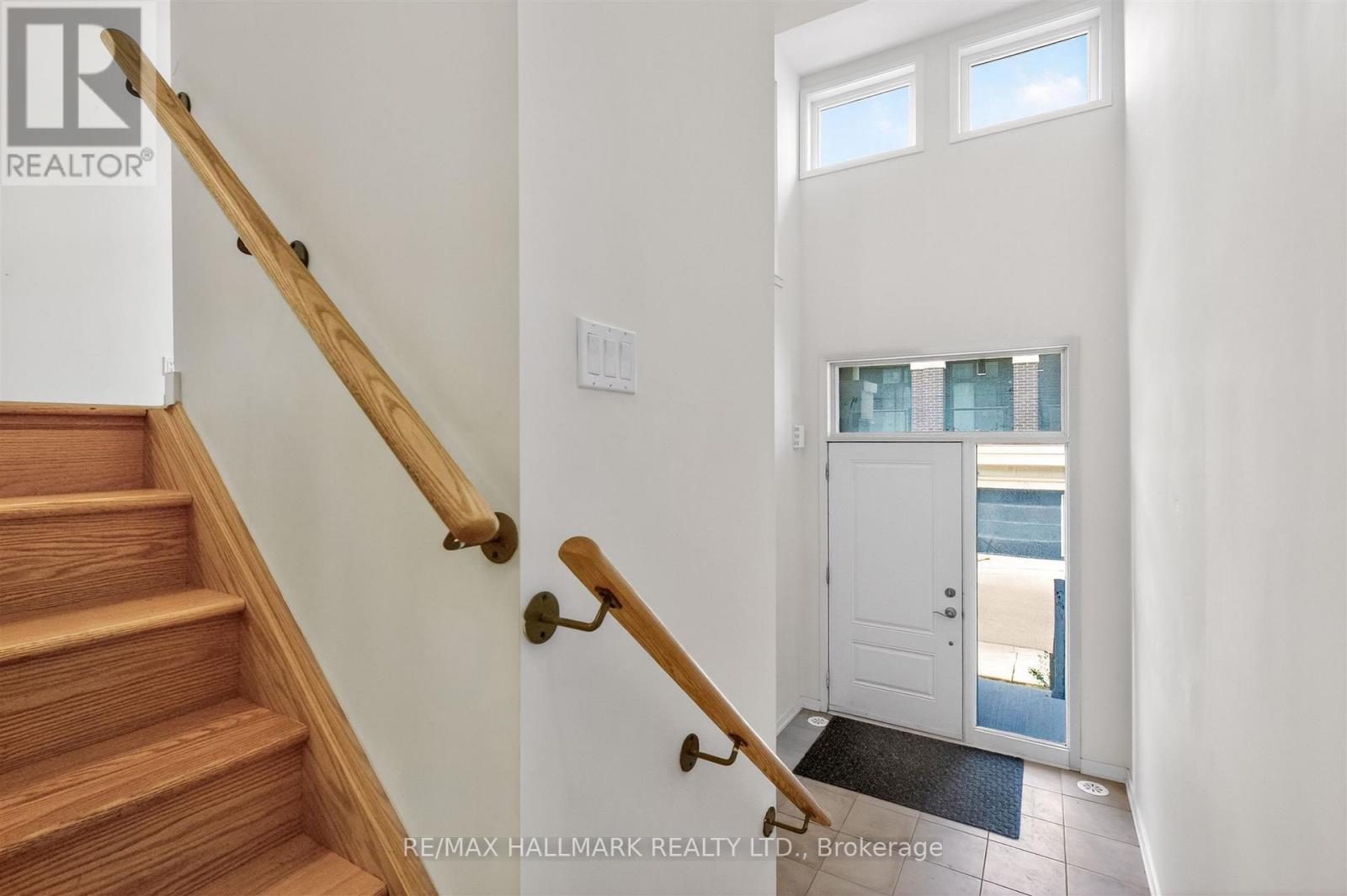 62 PANTHEON LANE - 7
