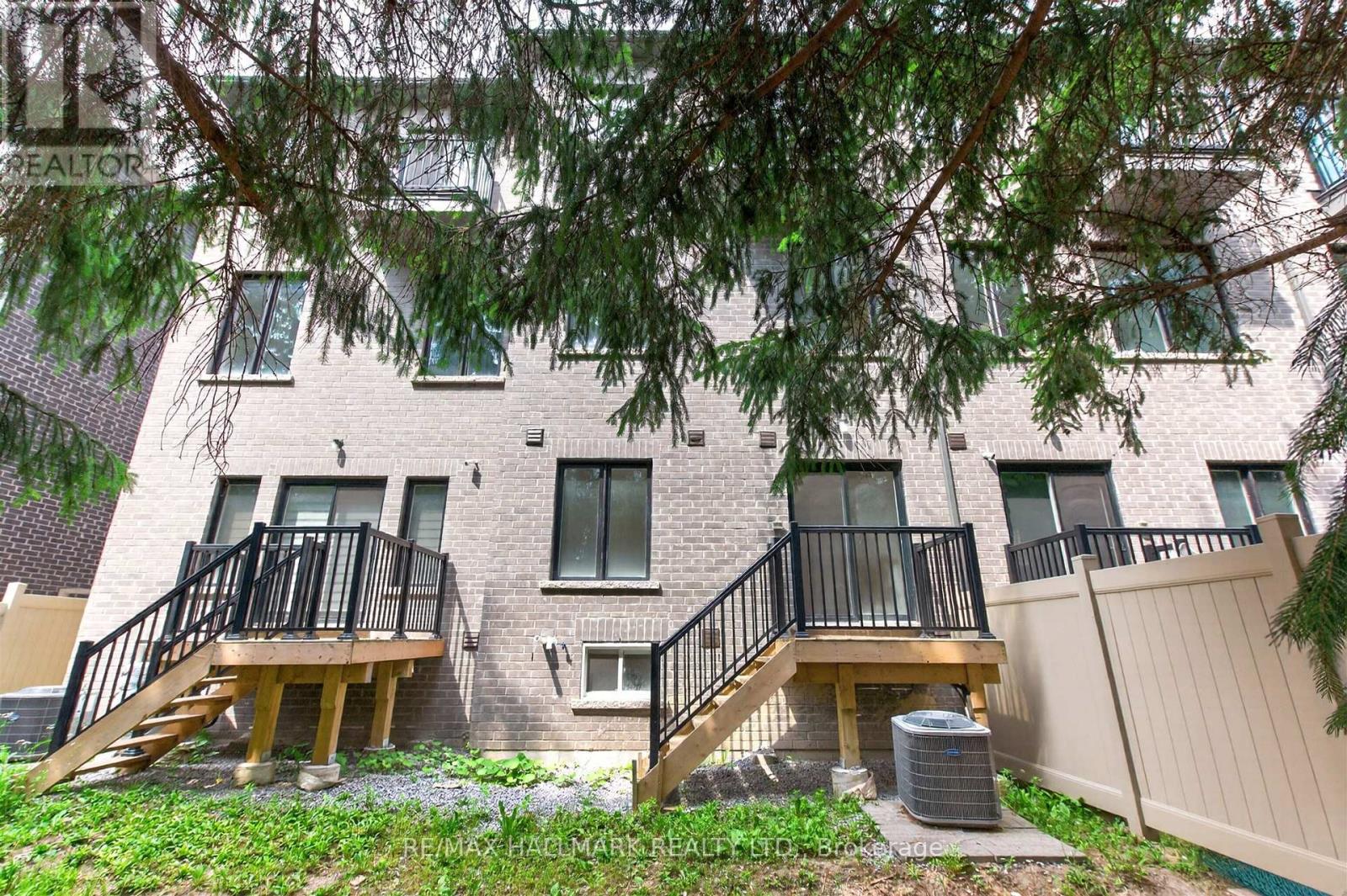 62 PANTHEON LANE - 44