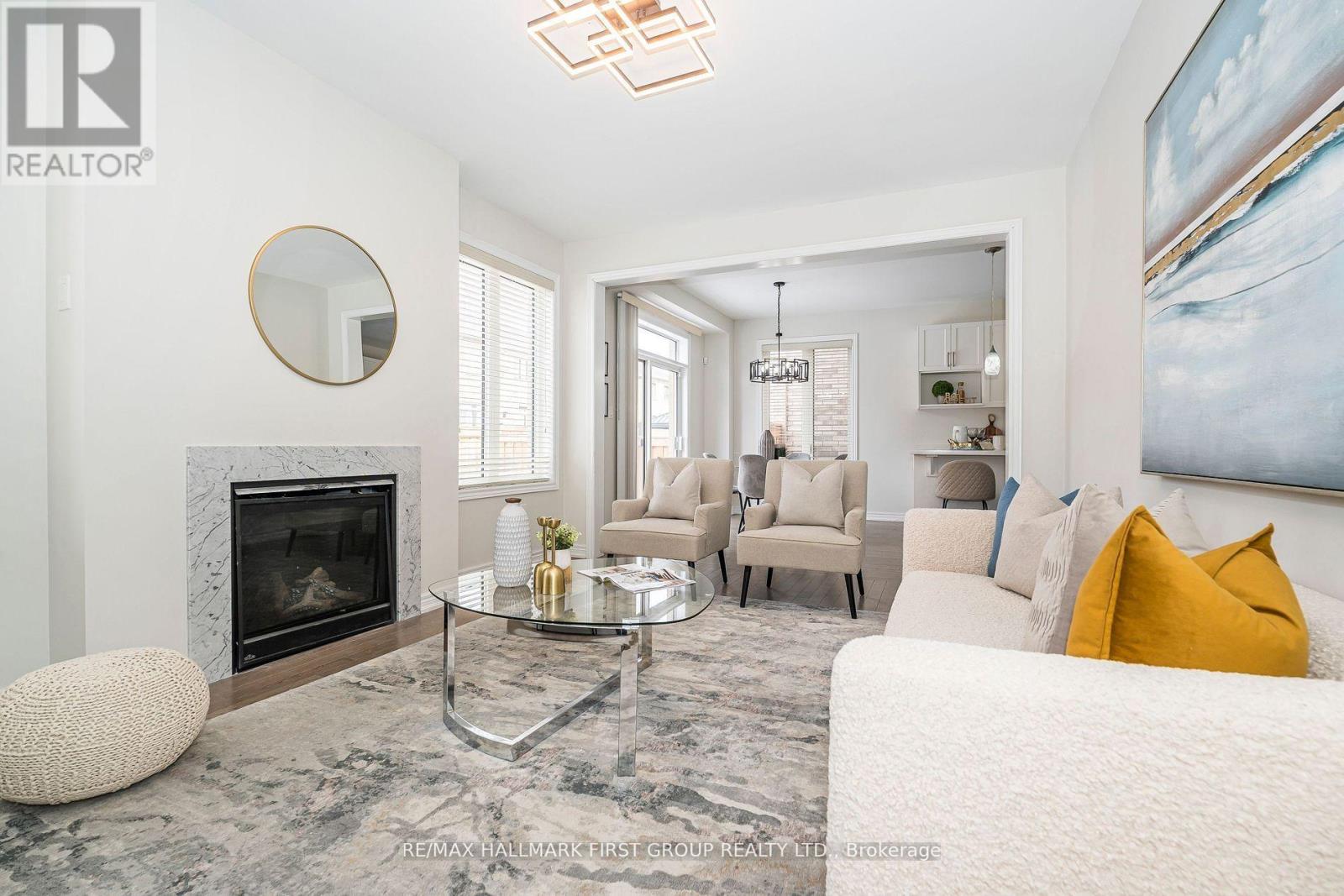 49 WALTER CLIFFORD NESBITT DRIVE - 12