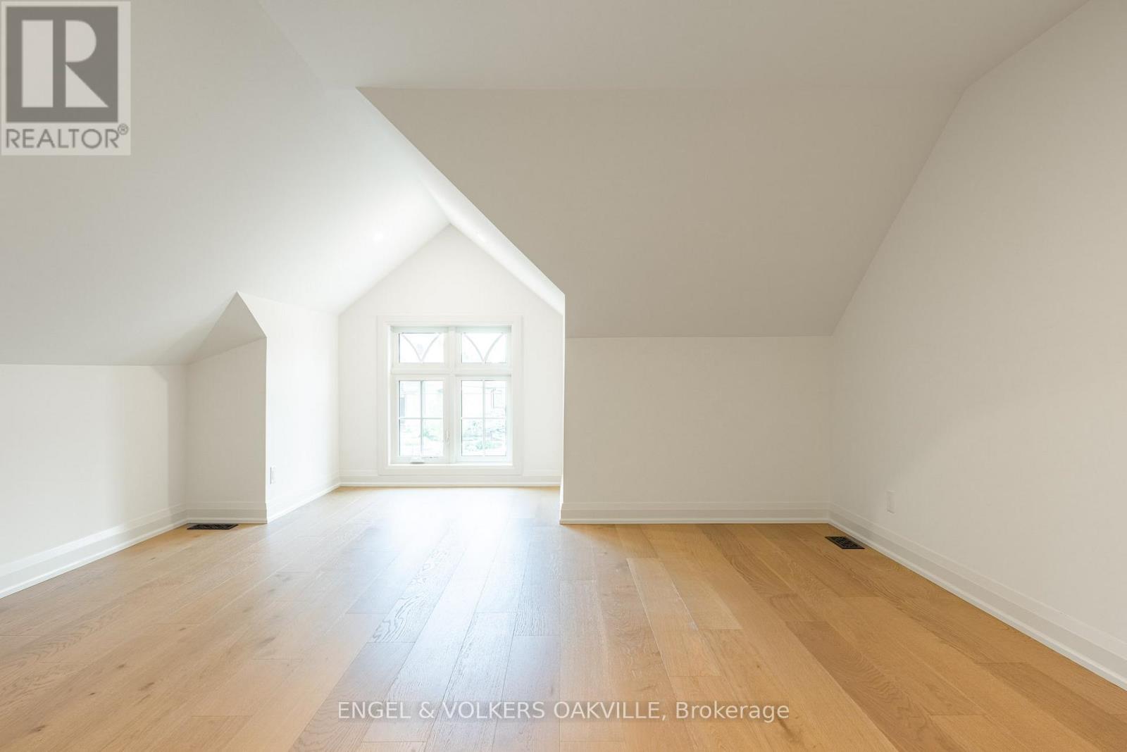 727 WARNER ROAD - 22
