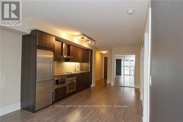 #601 300 FRONT STREET - 4