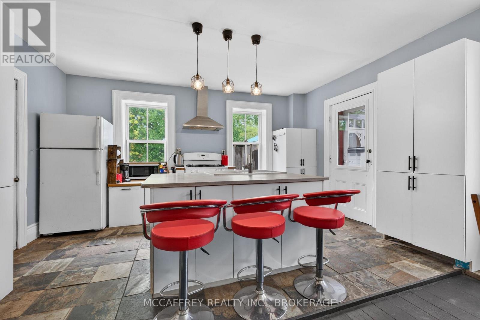 1817 GLEN SMAIL ROAD - 12