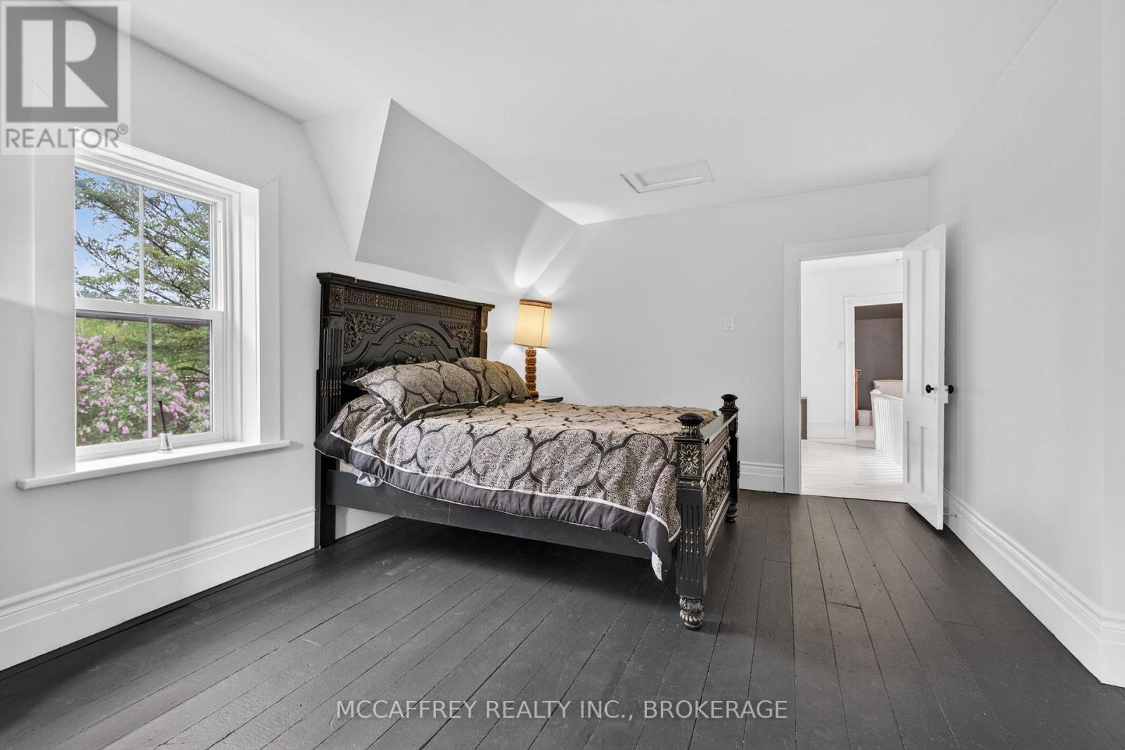 1817 GLEN SMAIL ROAD - 21