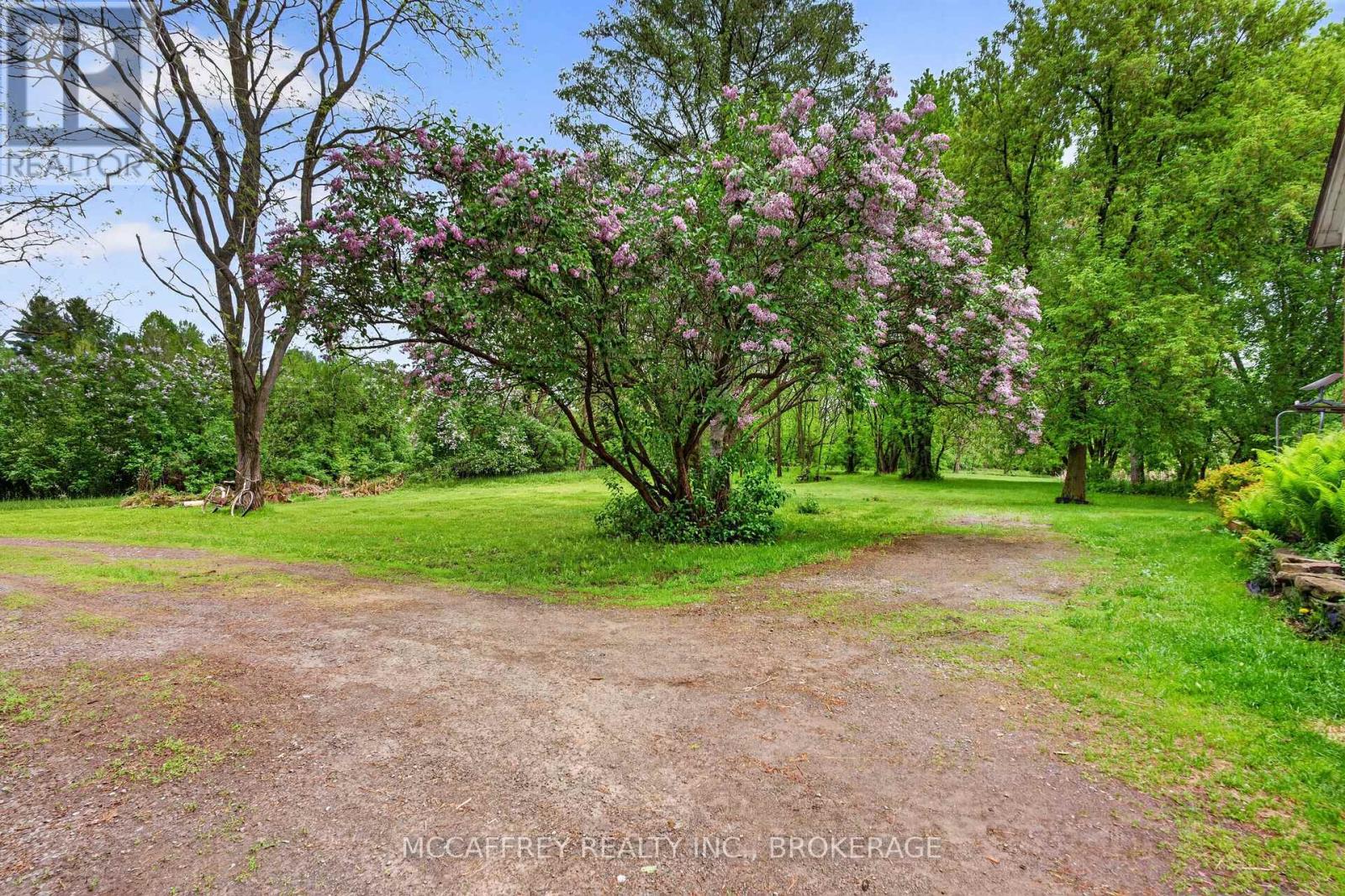 1817 GLEN SMAIL ROAD - 39