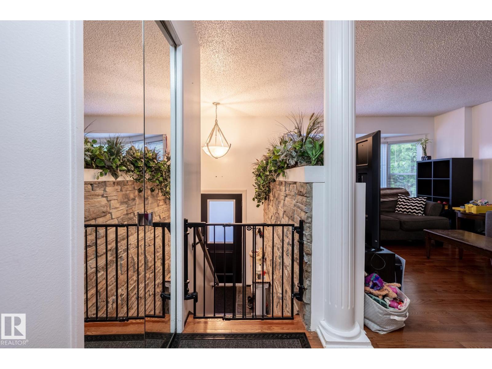 16312 119 ST NW - 6