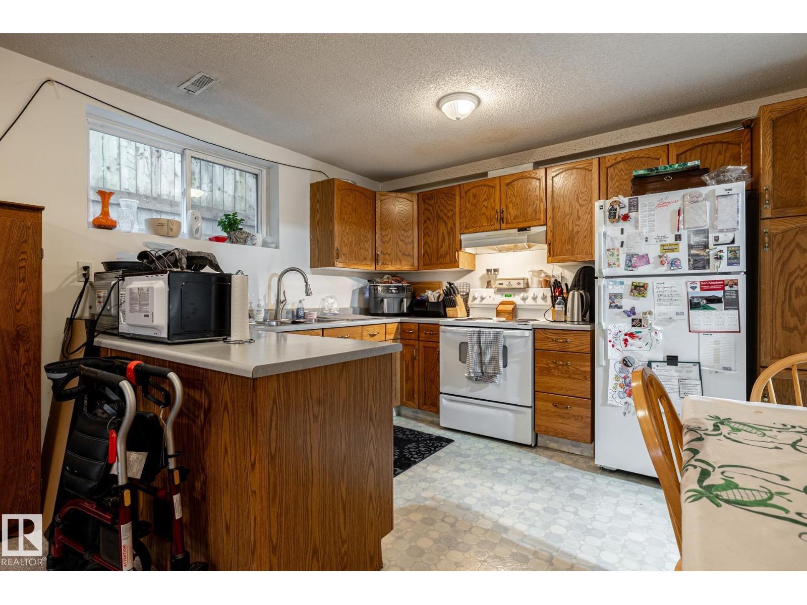 16312 119 ST NW - 45