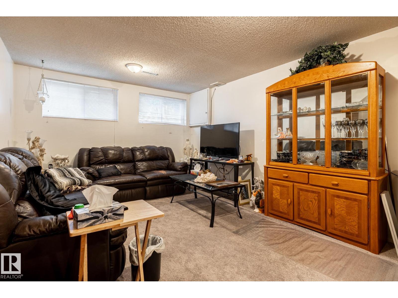 16312 119 ST NW - 47