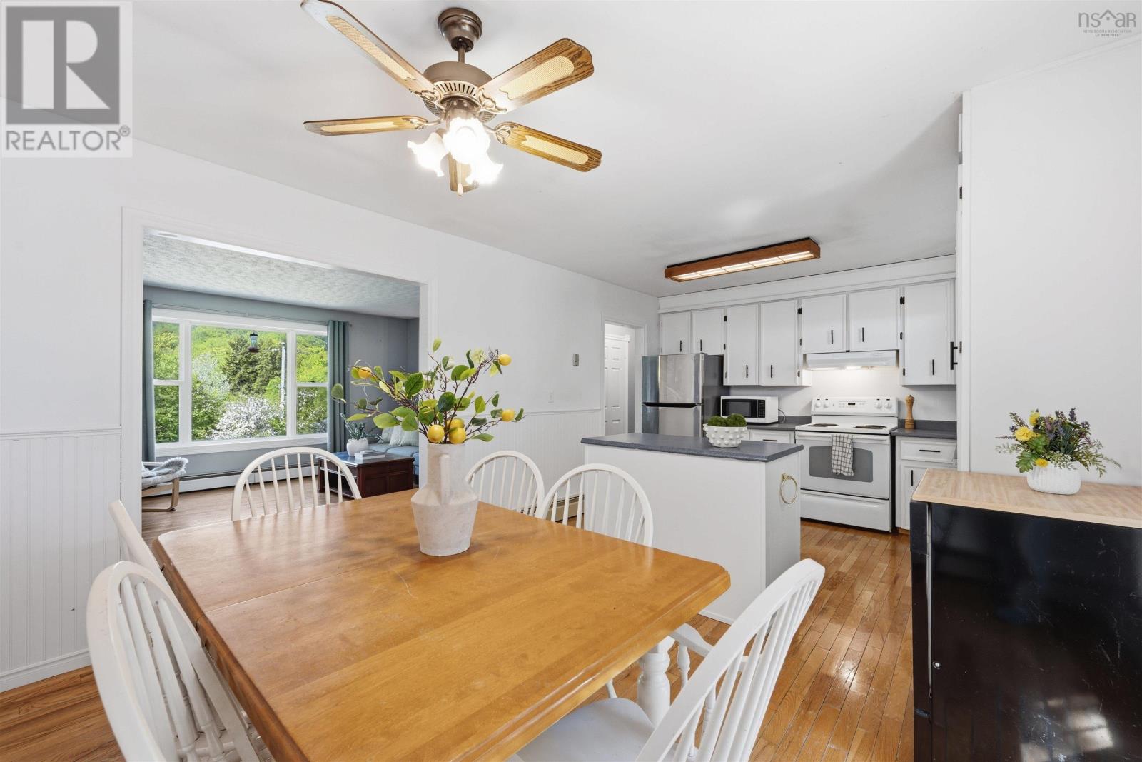 Property 7 of 32 of 62 Marie Avenue