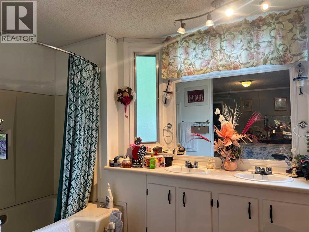 51, 53209 Range Road 183 - 17