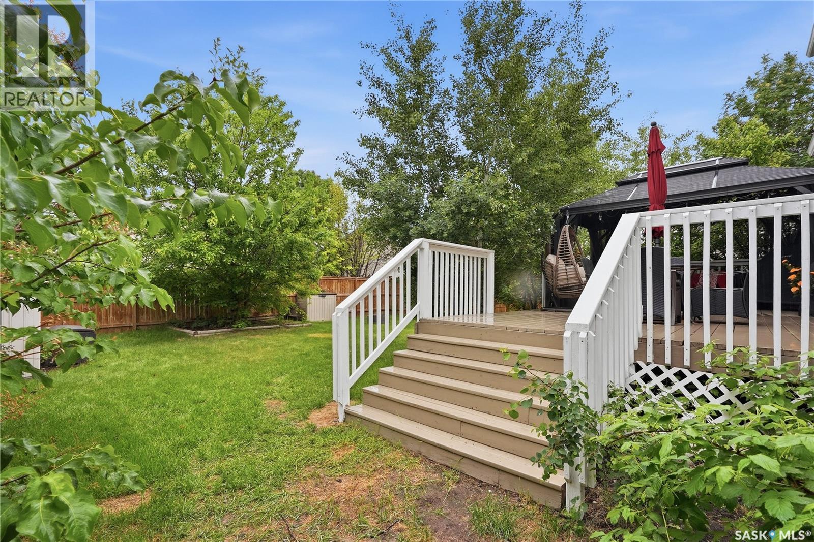 126 Beechmont CRESCENT — photo 44