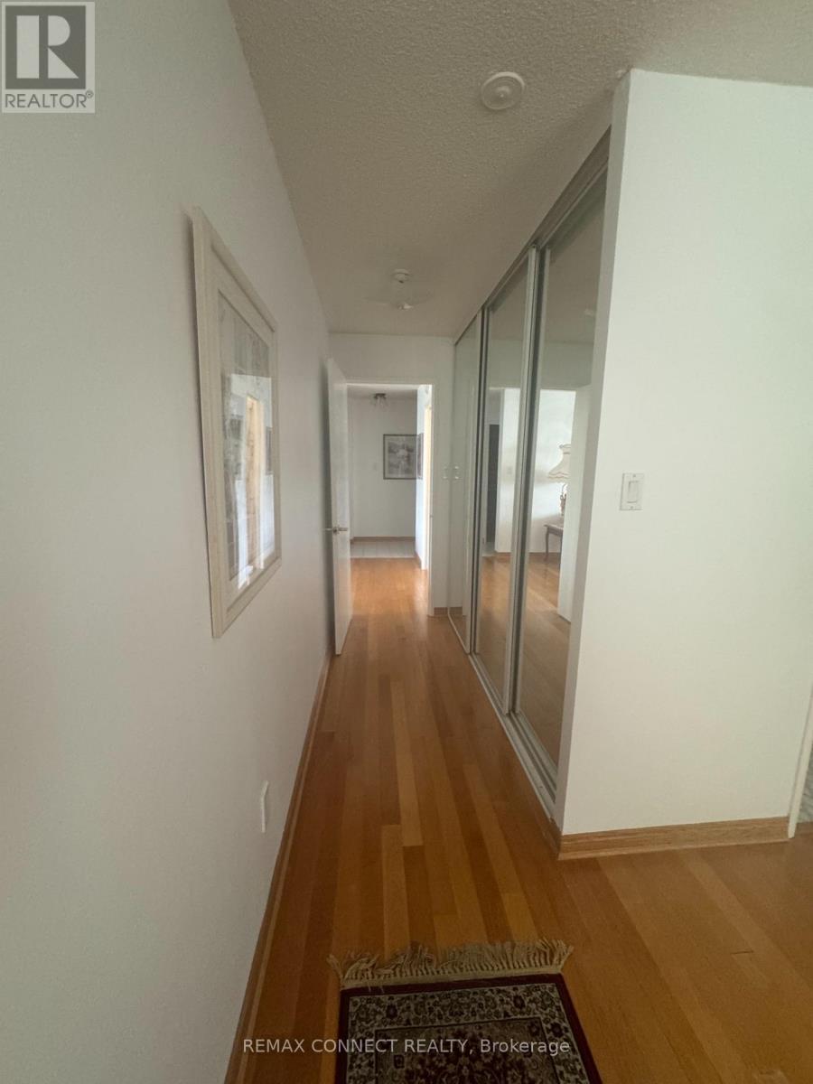 #428 326 MAJOR MACKENZIE DRIVE - 5