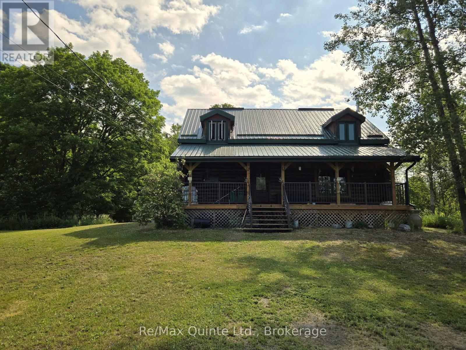 20 THOMPSON ROAD - 4