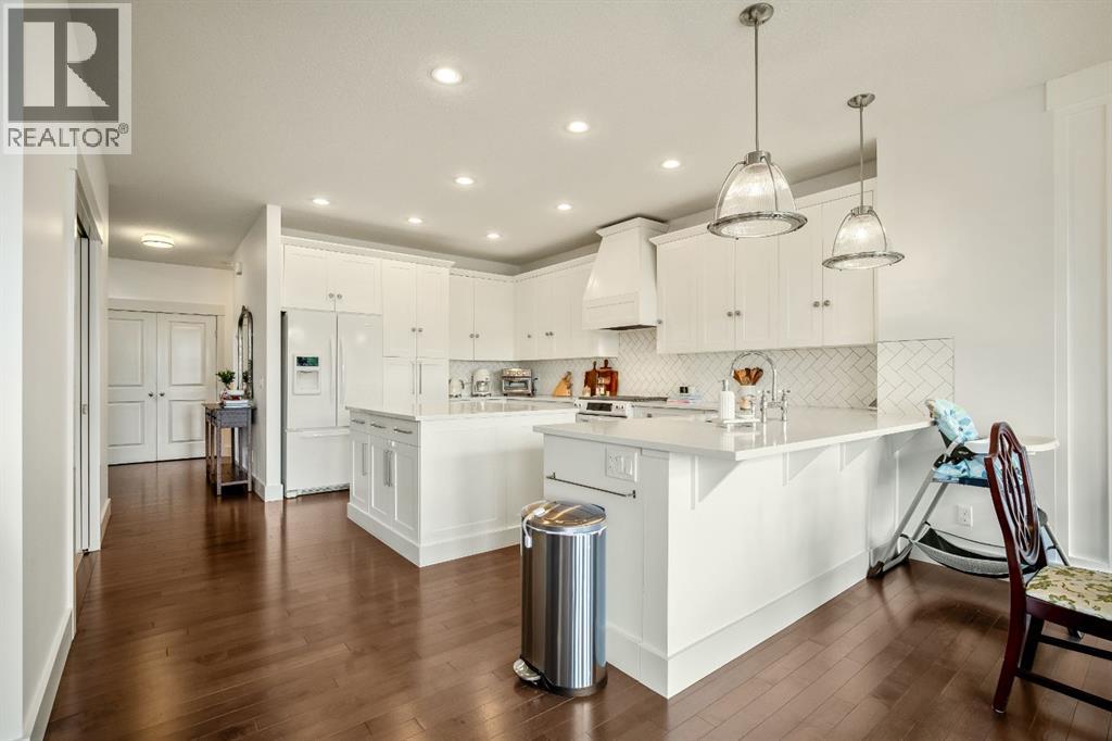 Extensive Cabinetry and Abundant Workspace