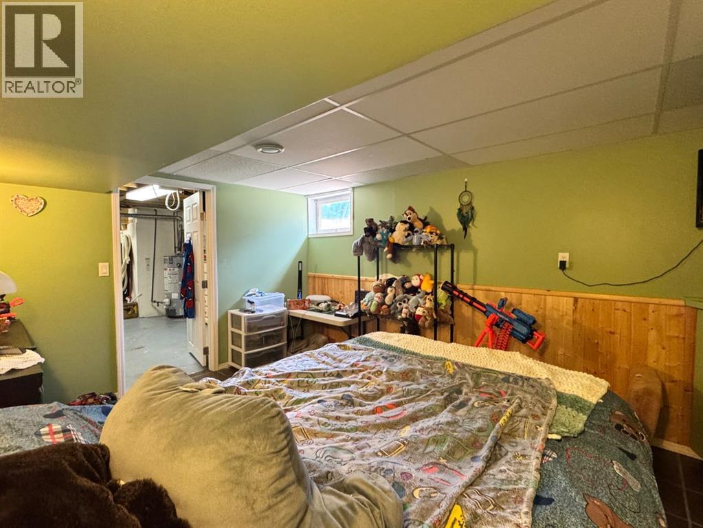 920 5 Avenue - 19