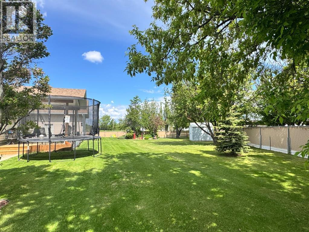 920 5 Avenue - 28