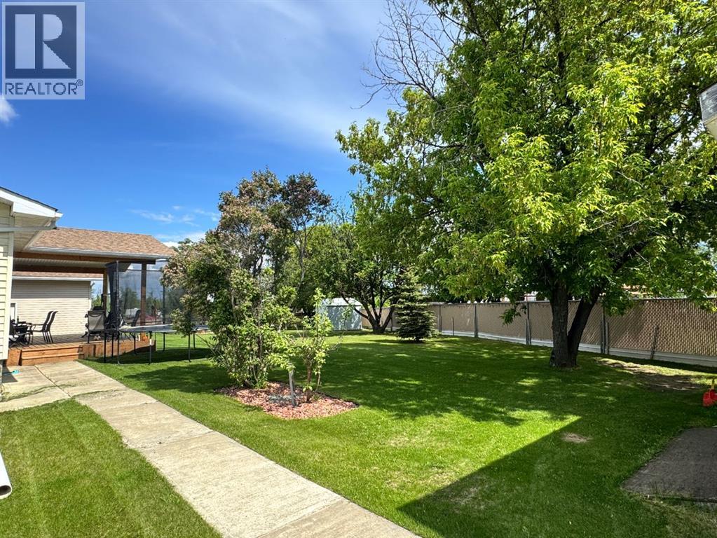 920 5 Avenue - 29
