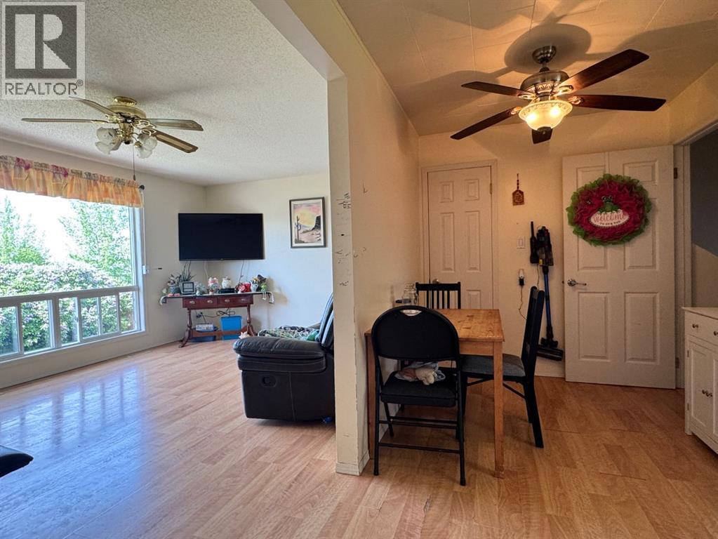 920 5 Avenue - 6